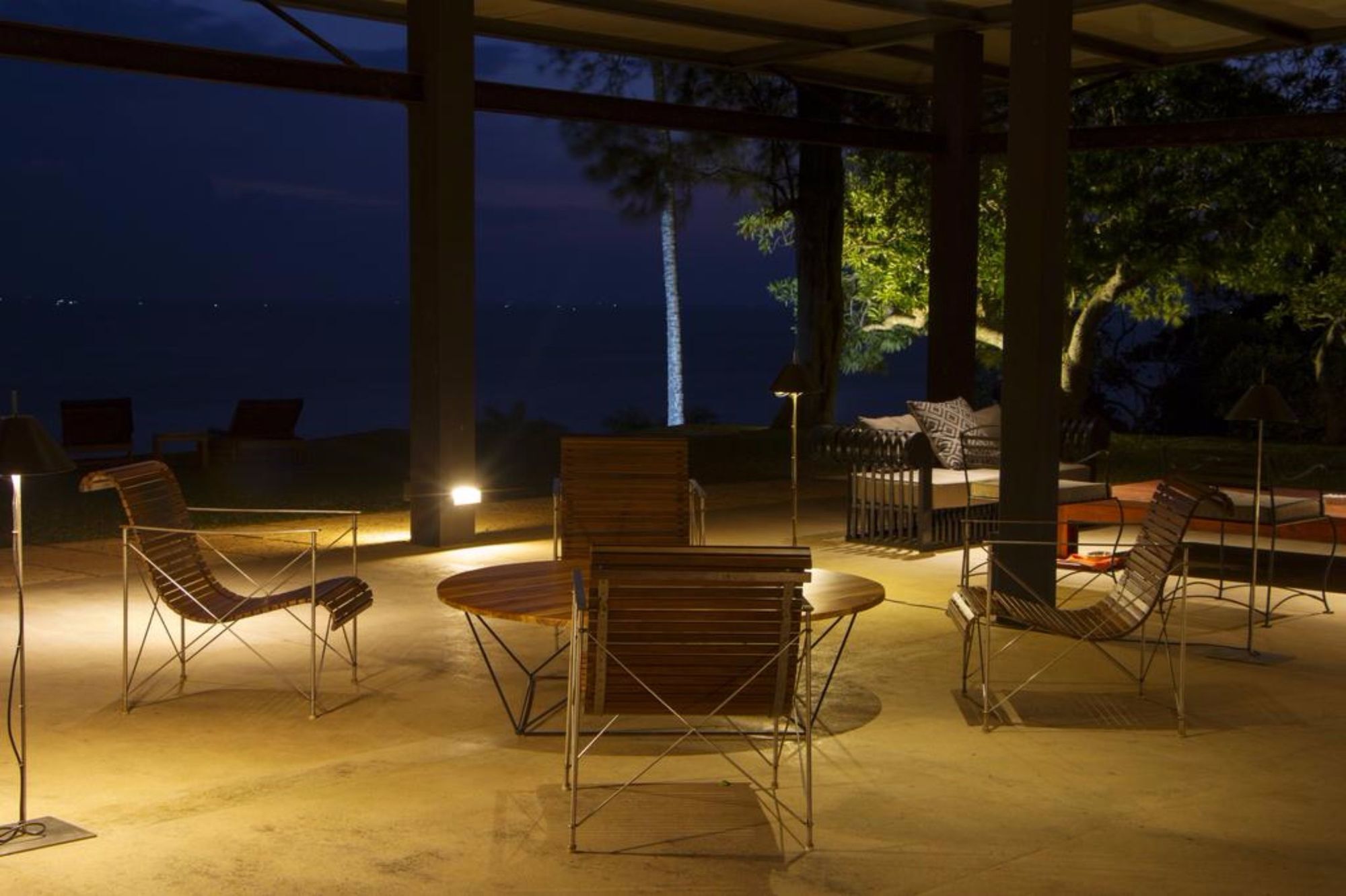 Red Cliffs Hotell Weligama Exteriör bild